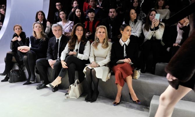 Джессика Альба в Париже Dior