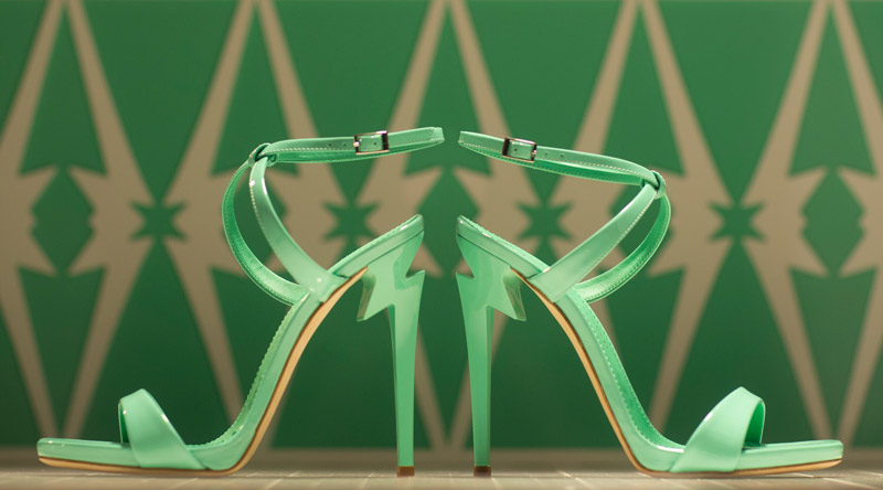 Самые свежие новости: фабрика итальянской обуви Giuseppe Zanotti ограблена в шестой раз!