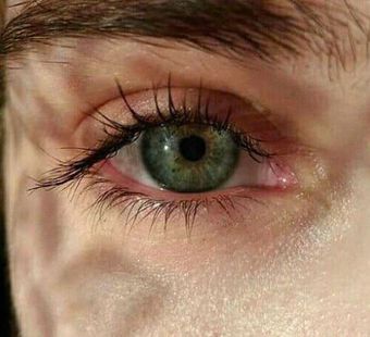 Макияж зелёных глаз