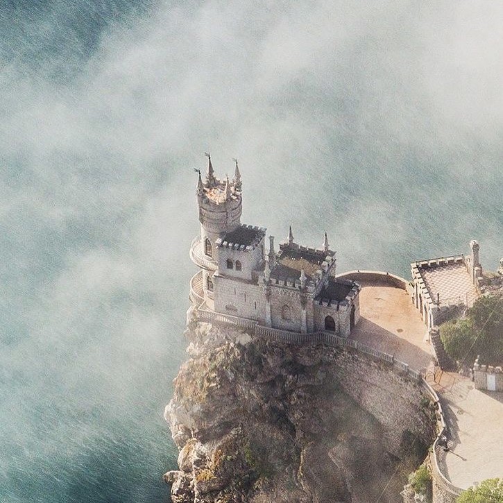 Ласточкино гнездо