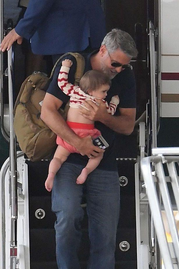 Джордж Клуни с детьми
