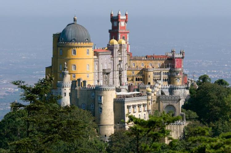 замок в Португалии