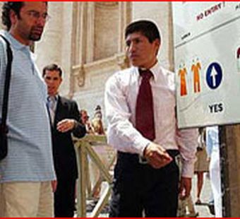 Власти Ватикана борются против вольностей в одежде