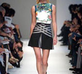 На гребне волны