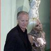 Скандал вокруг финансового положения Versace
