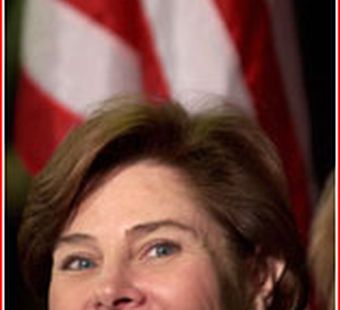 Лоре Буш подарили редкий парфюм