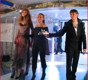 И корабль плывет…