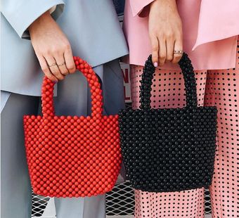 Модная женская сумка 2018 из бус: новинка от Zara