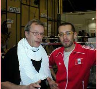 Виктор Ерофеев на подиуме