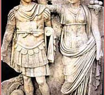 Когда мода еще играла в куклы