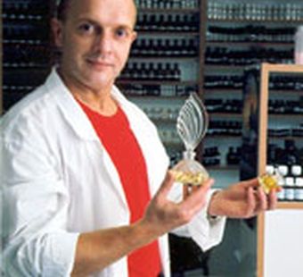 Олег Выглазов: "Духи - это деньги, выброшенные на ветер"